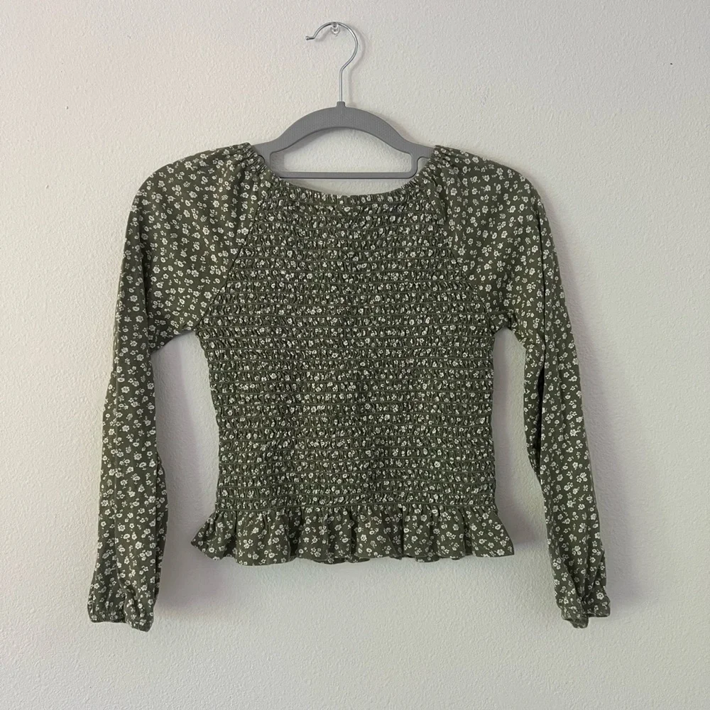 Old Navy Green Floral Smocked Top